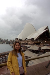 Lindsey in front of the Sydney Opera House