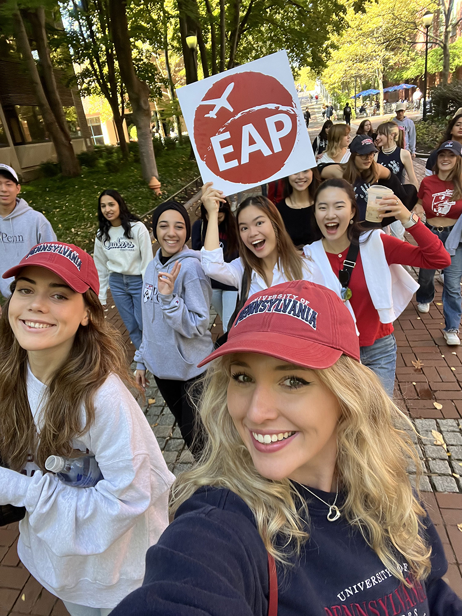 Niamh with fellow EAP students walking down Locust Walk