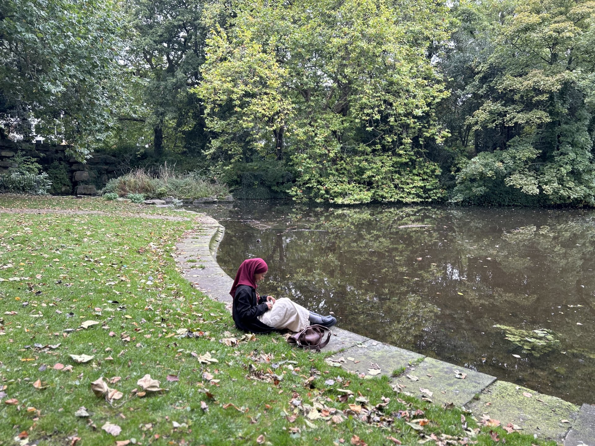 Sabirah enjoying some time alone in St. Stephen's Green.