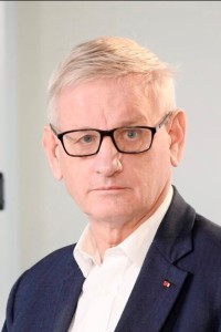 Carl Bildt headshot