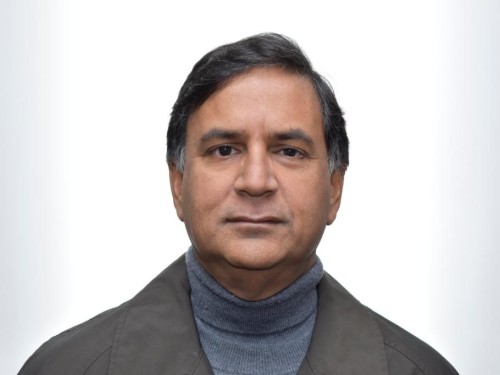 Avinash Persaud headshot