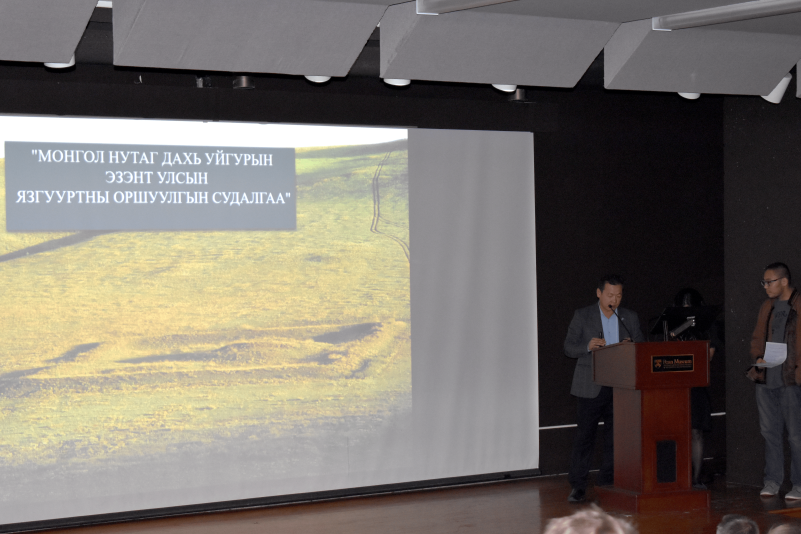 Lkhagvasuren Erdenebold presenting his excavations
