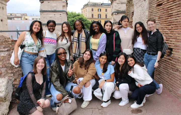 Exploring the Colosseum with Dasmine and her cohort